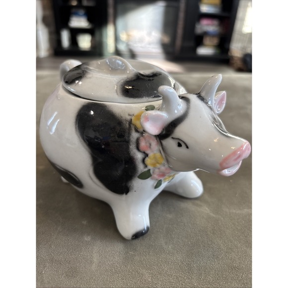 Vintage Chubby Black Spots White Cow Flower Collar Creamer 7" x 3.5" - Picture 3 of 7